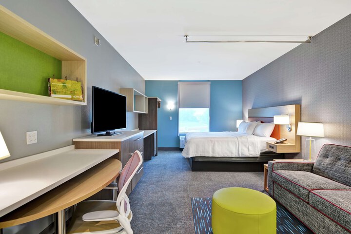 Room 28 of 45