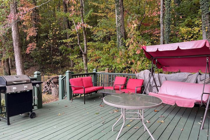 Mountain Aire Cottages Inn & Glamping
