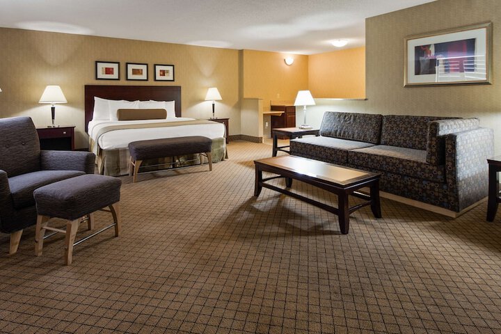Room 14 of 25
