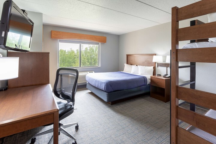Room 14 of 29