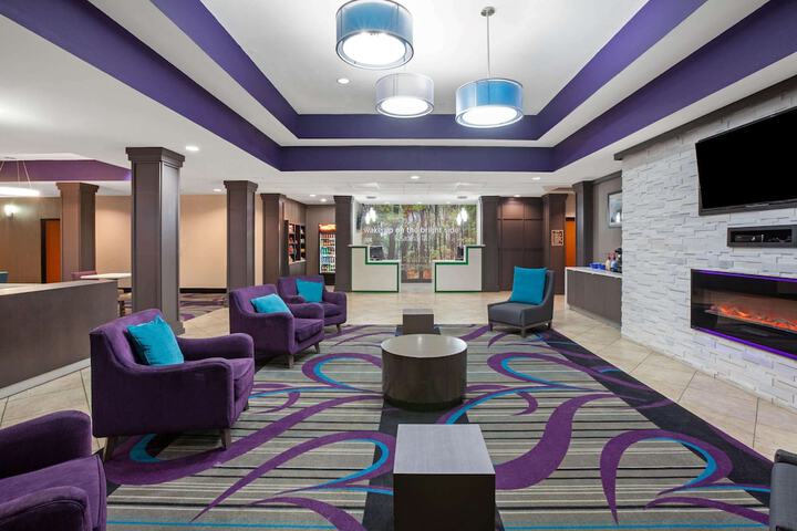 Hotel Interior 8 of 29