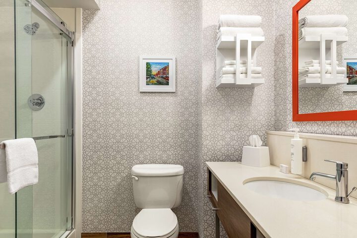 Room 20 of 34