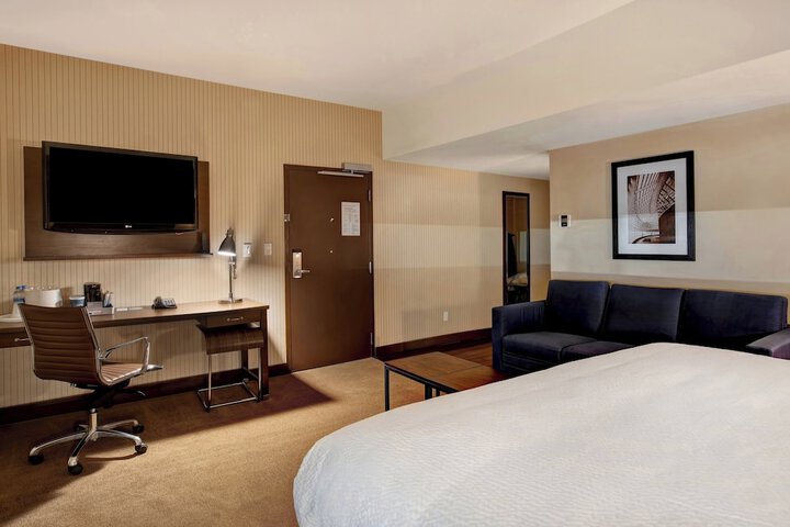 Four Points by Sheraton Peoria