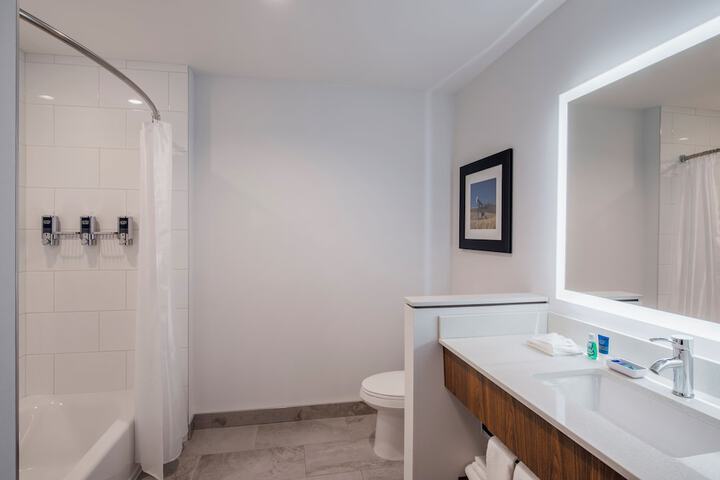 Four Points by Sheraton Grande Prairie