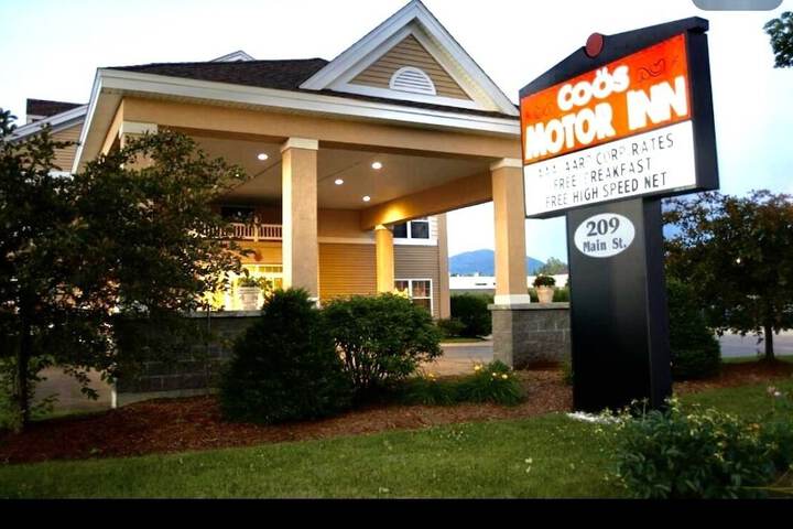 Coos Motor Inn