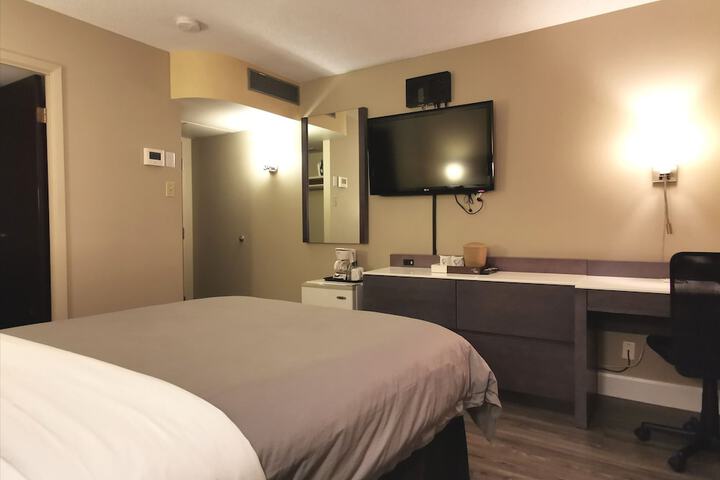 Room 29 of 40