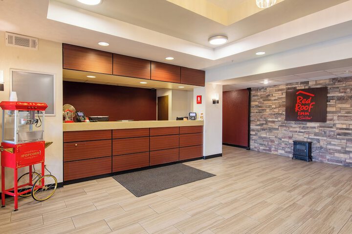Hotel Interior 10 of 42