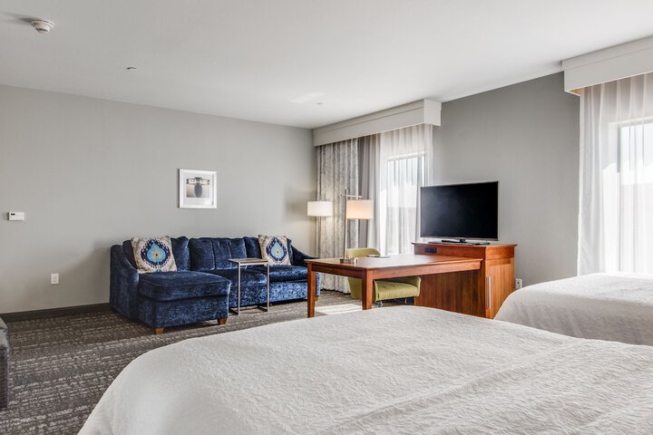 Hampton Inn & Suites Dallas / Ft. Worth Airport South