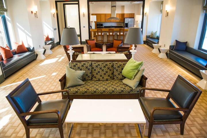 Hotel Interior 6 of 20