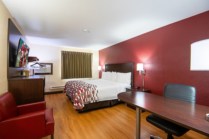 Room 10 of 30