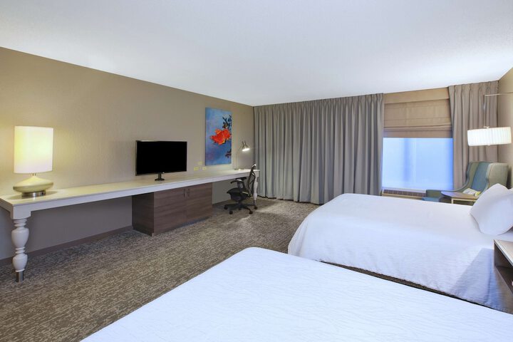 Room 33 of 60