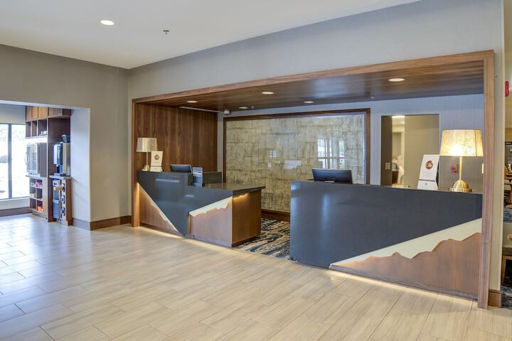 Hotel Interior 6 of 47