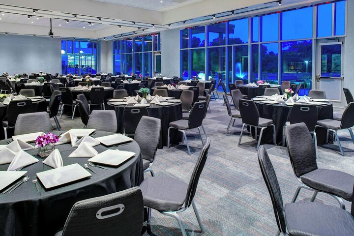 Aloft by Marriott Wichita