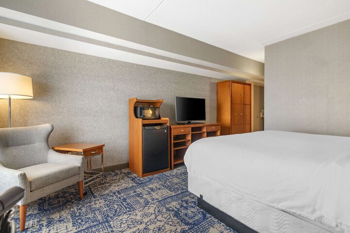 Room 20 of 27