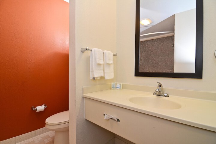 Sleep Inn OFallon near I-64