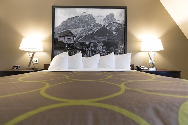 Super 8 by Wyndham Canmore