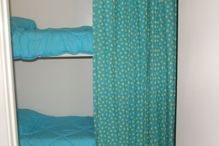 Room 52 of 94