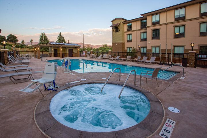 Pool 6 of 55