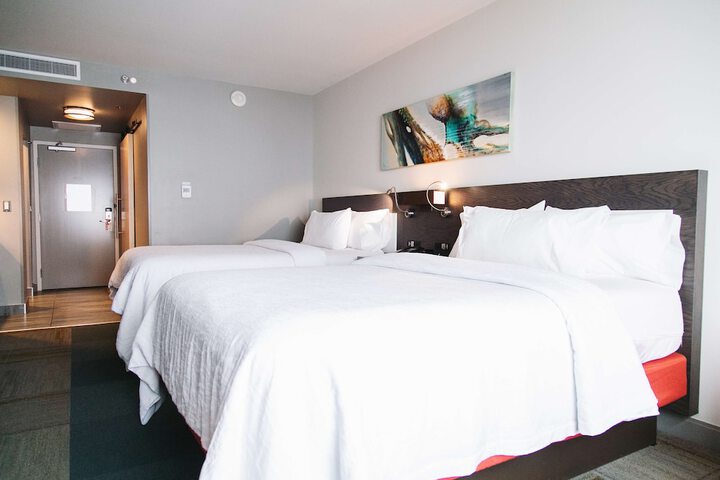 Room 46 of 173