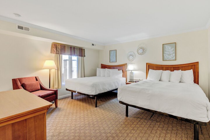 Desert Sand Resort