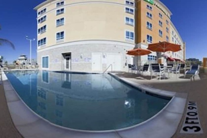 Courtyard by Marriott Houston Kemah