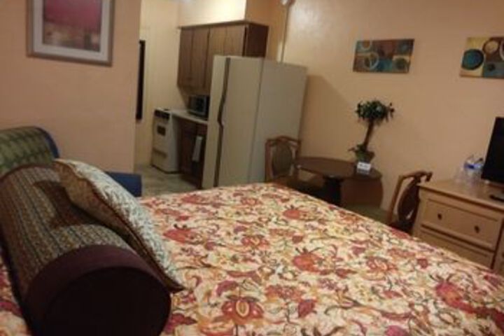 Siesta Motel