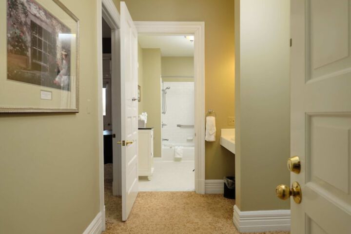Room 144 of 185