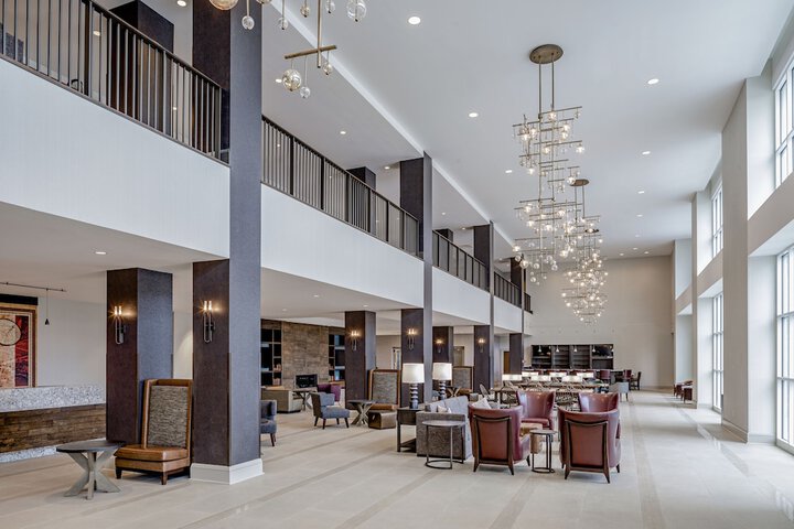 Hotel Madison & Shenandoah Conference Ctr