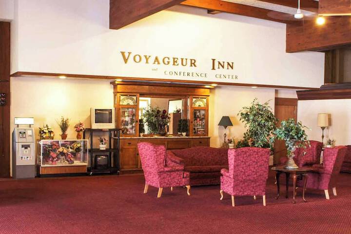 Voyageur Inn and Conference Center