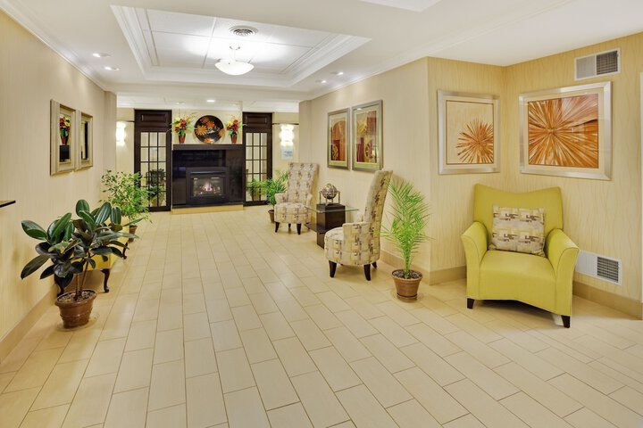 Holiday Inn Express Hotel & Suites Lebanon by IHG