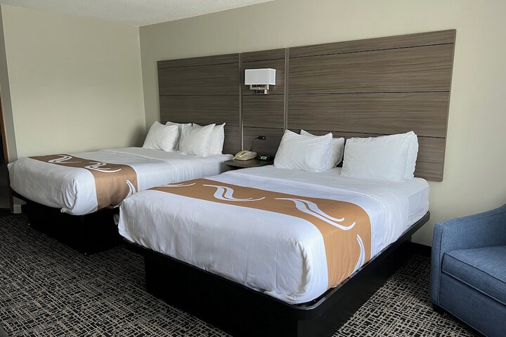 Room 21 of 37