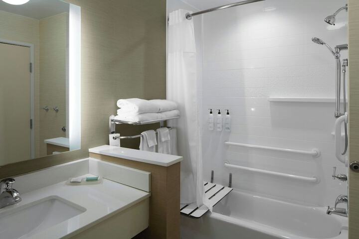 Fairfield Inn & Suites by Marriott Geneva Finger Lakes
