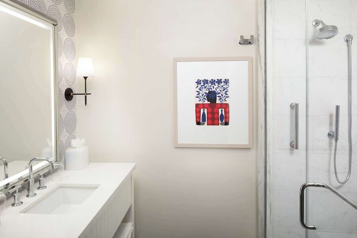 Room 37 of 110