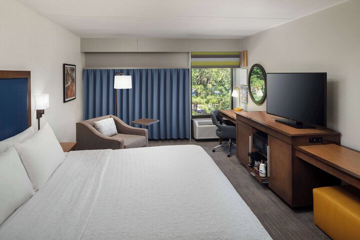 Room 16 of 23
