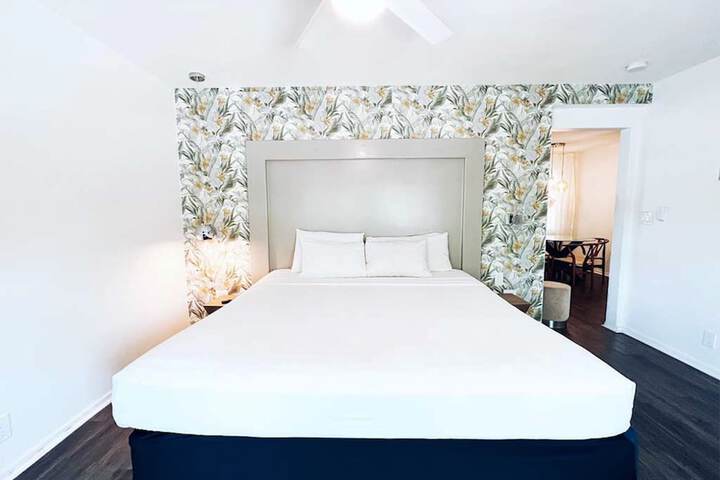 Room 58 of 75
