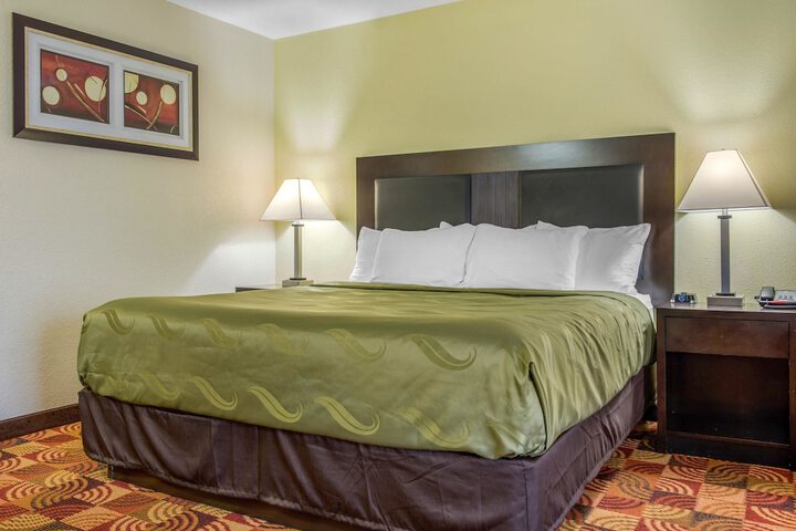 Room 15 of 47