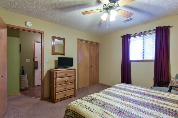 Wander INN at Notch - Great Outdoor Pools - Trails to Fishing - Family Friendly