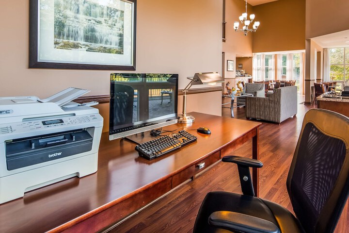 Best Western Plus The Inn & Suites at the Falls
