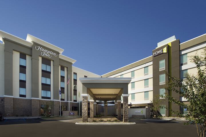 Hotel 3 of 27