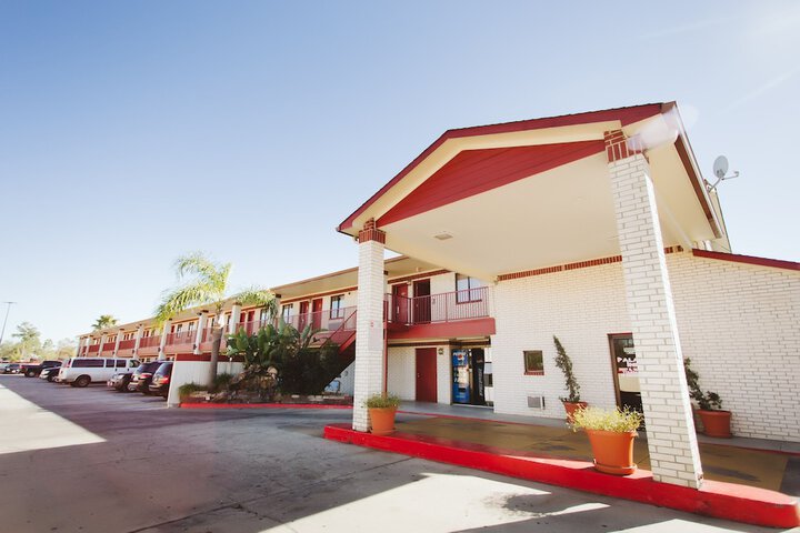 Hotel 4 of 31
