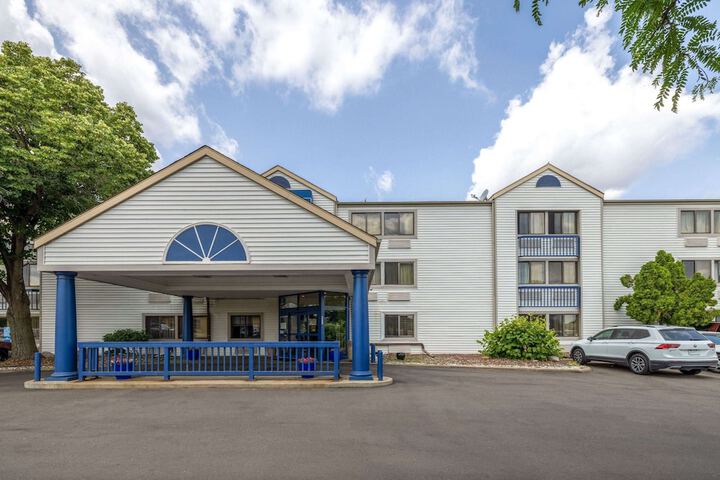 Hotel 3 of 43