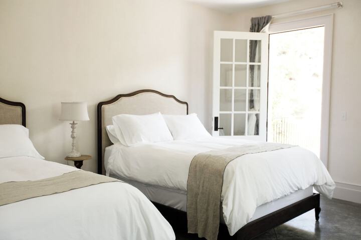 Surf Hotel & Chateau
