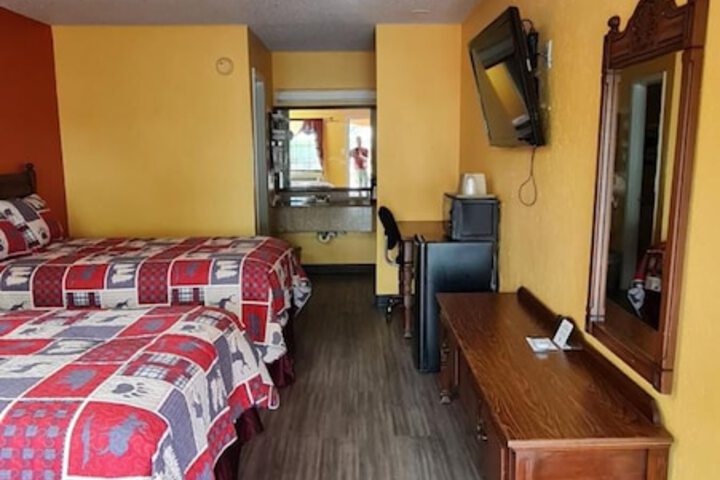 Chaparral Motel