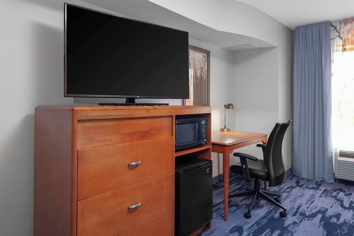 Room 15 of 26