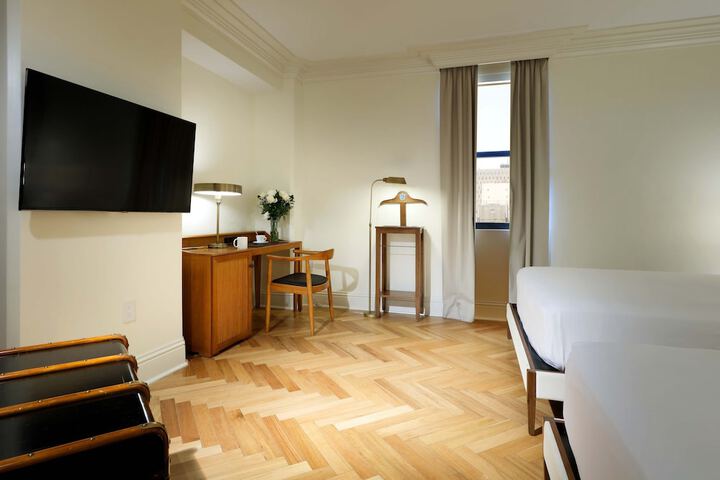 Room 18 of 58
