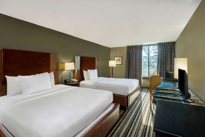 Travelodge by Wyndham Memphis Airport / Graceland