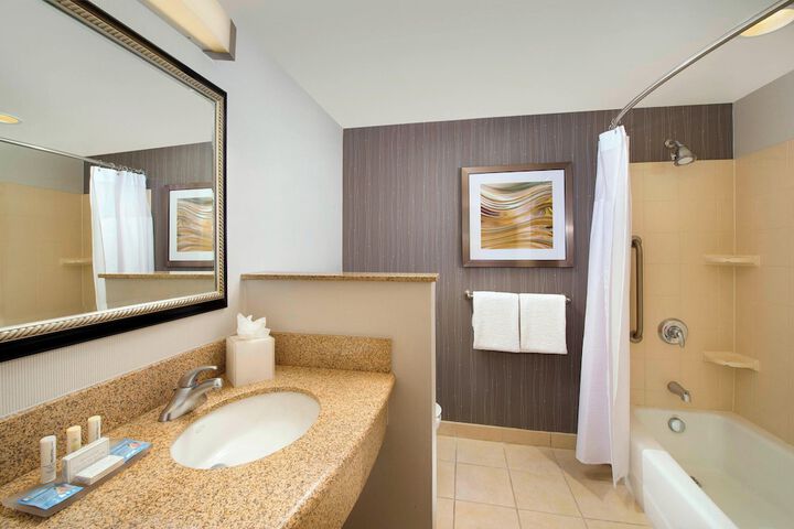 Room 14 of 30