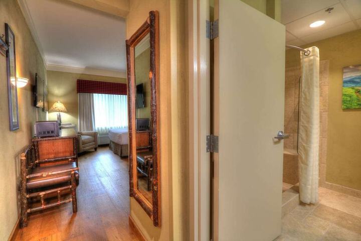 Room 46 of 59