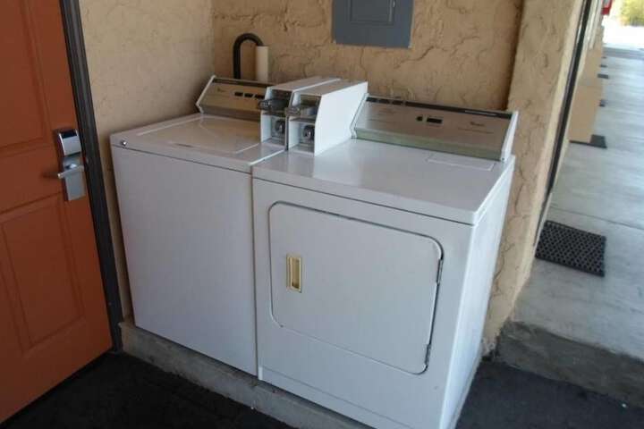Economy Inn Morgan Hill