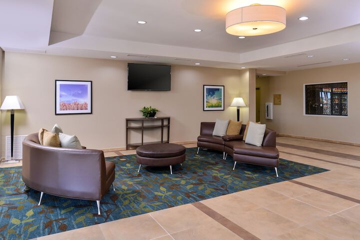 Hotel Interior 7 of 25